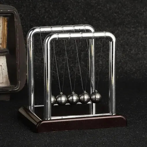 Elegant Newton's Cradle