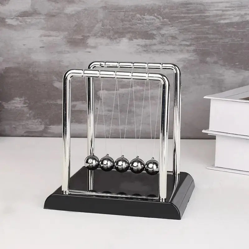 Elegant Newton's Cradle