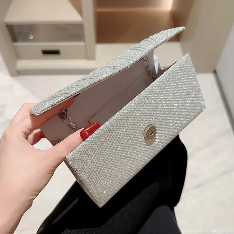 Lumineux Clutch