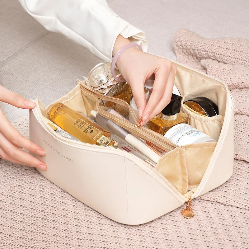 Cosmopolitan Beauty Bag