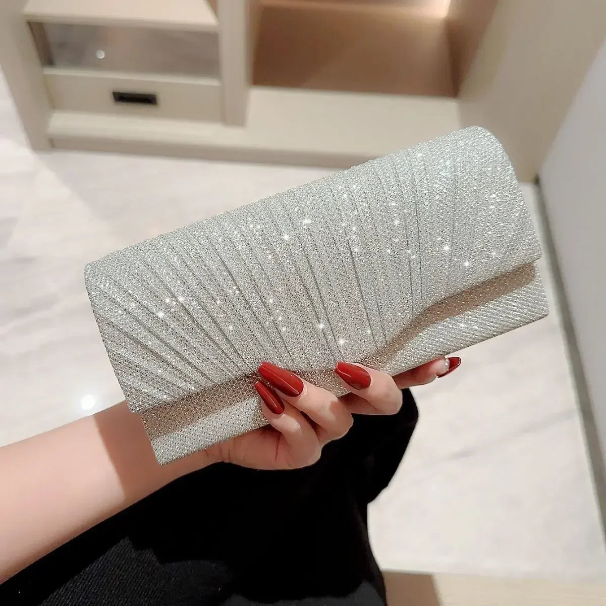 Lumineux Clutch