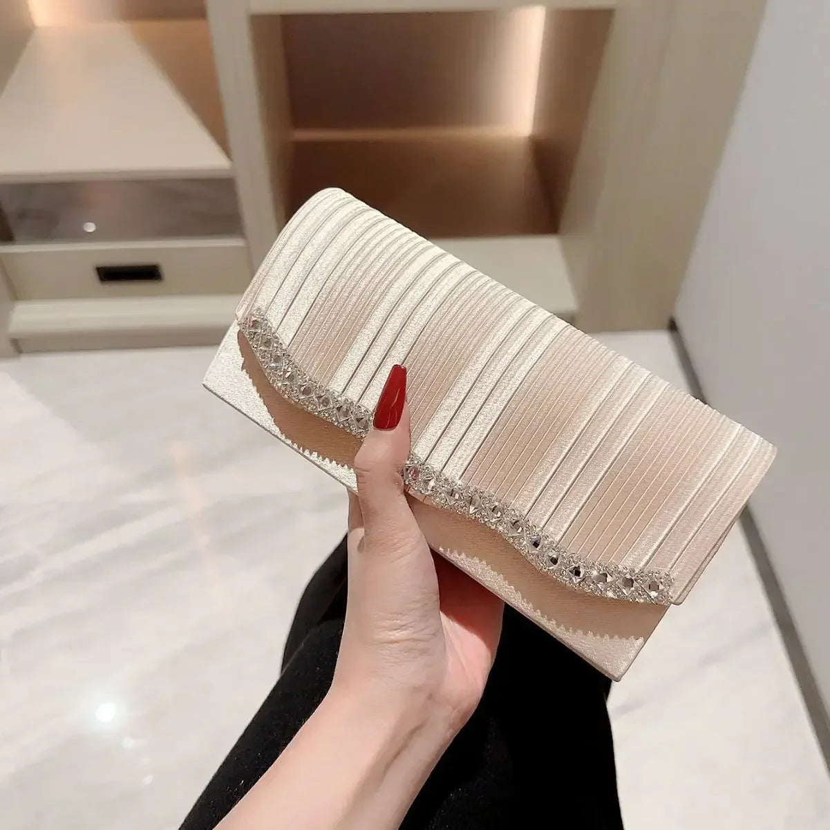 Lumineux Clutch