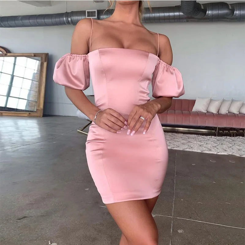 Slim Fit Backless Dress with Lantern Sleeves